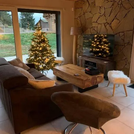 Chal'heureux, Divin Chalet Neuf 10 P, Jacuzzi جوراردُميه