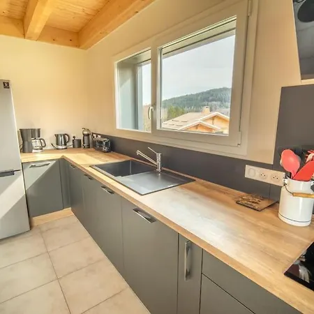 Chal'heureux, Divin Chalet Neuf 10 P, Jacuzzi شاليه