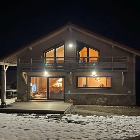 Chal'heureux, Divin Chalet Neuf 10 P, Jacuzzi *