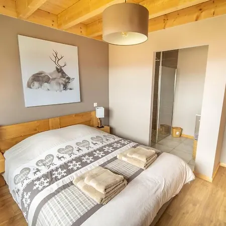 شاليه Chal'heureux, Divin Chalet Neuf 10 P, Jacuzzi
